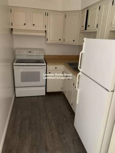 Main picture of 5746 N Sheridan Rd