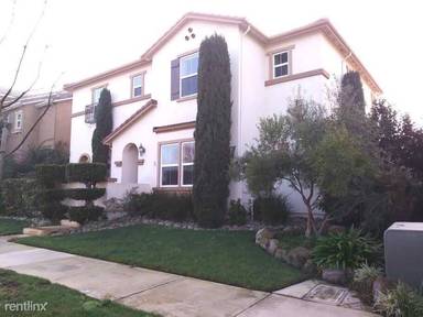 Main picture of 2383 Greger St