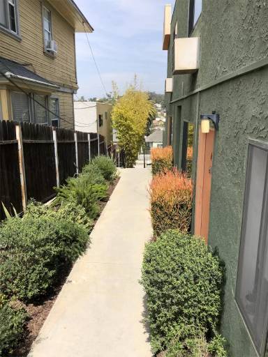 Main picture of 1472 Allison Ave