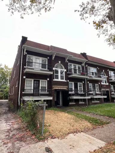 Main picture of 3451 E 140th St
