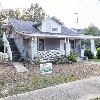 Main picture of 146 S Sims Ave
