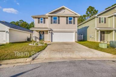Main picture of 1904 Mary Jo Way