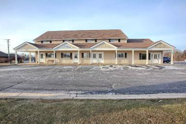 Main picture of 830 W Dryden Rd