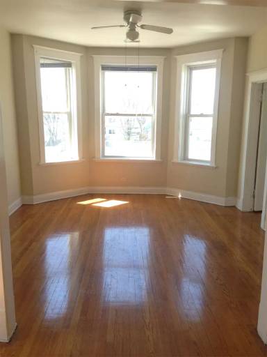 Main picture of 10723 S Michigan Ave