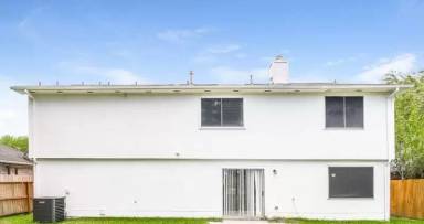 Main picture of 5712 Guadalupe Dr