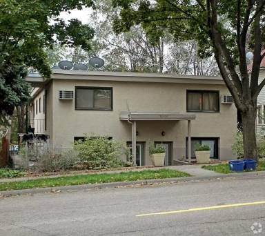 Main picture of 1006 Randolph Ave