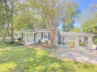 Main picture of 312 Marion Dr