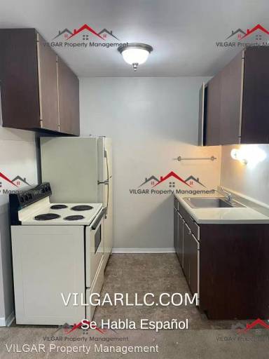 Main picture of 8821 Schneider Ave