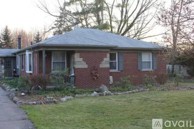 Main picture of 111 Blanche Dr