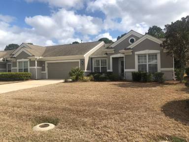 Main picture of 216 Landing Ln