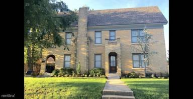Main picture of 2732 NW 20th St