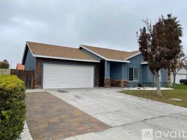 Main picture of 525 Chablis Ct