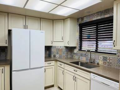Main picture of 5581 Rubion Cir