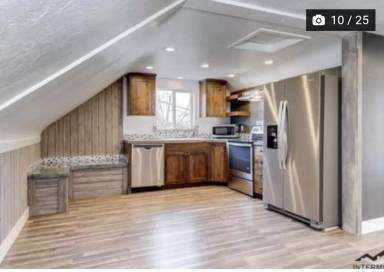 Main picture of 3350 W Hill Rd