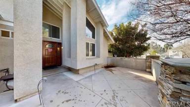 Main picture of 5870 Grinnell Dr