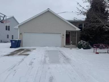 Main picture of 2037 River Point Ct