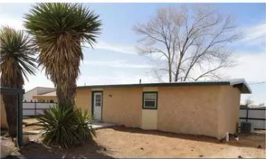 Main picture of 613 N Avenue Q