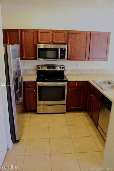 Main picture of 3785 SE 3rd Ct