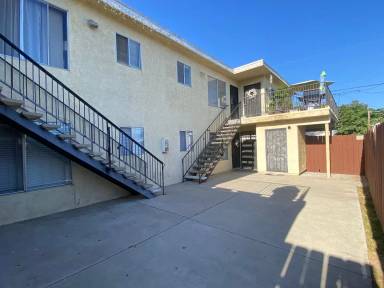 Main picture of 1933 B Ave