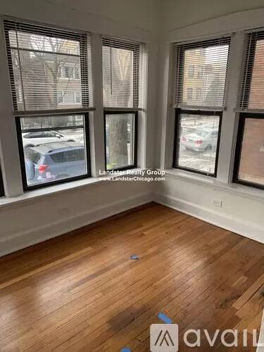 Main picture of 3045 W Gunnison St
