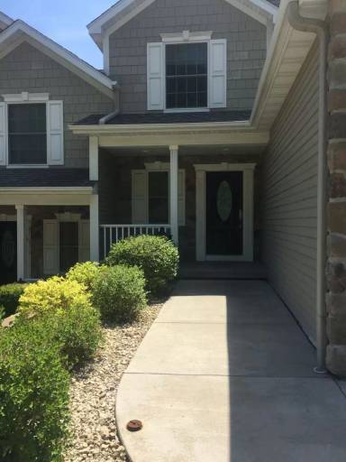 Main picture of College Avenue Townhomes
