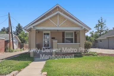 Main picture of 3774 Yates St