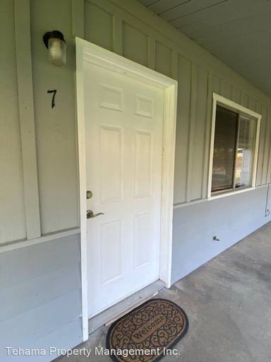 Main picture of 735 S Jackson St