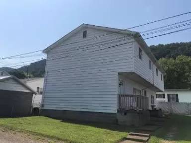 Main picture of 65 Firefly Ln