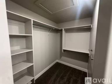Main picture of 1607 W Stark Dr