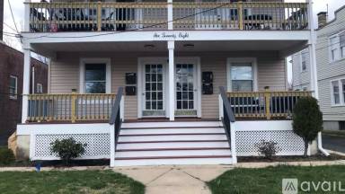 Main picture of 628 Grove St