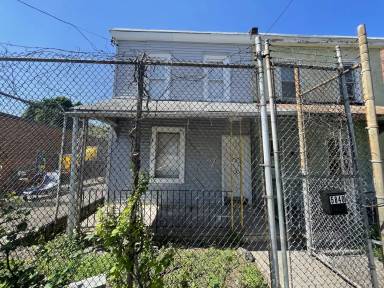 Main picture of 5840 N Marvine St