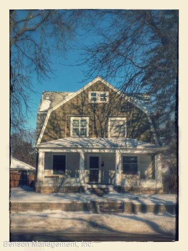 Main picture of 1615 Main St