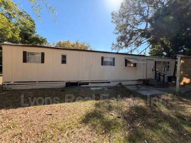Main picture of 8028 Breeze Dr