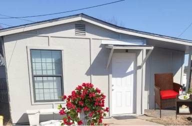 Main picture of 808 N Janeway Ave