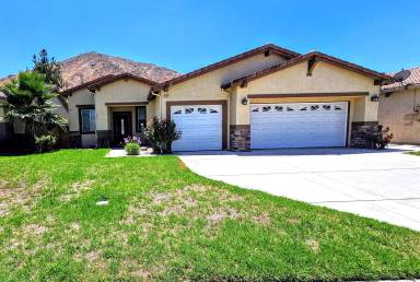 Main picture of 17371 Redmaple St