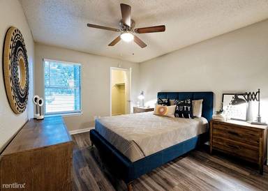 Main picture of 4204 Menchaca Rd