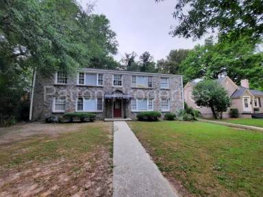 Main picture of 209 S Harden St