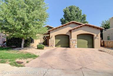 Main picture of 988 Flora Vista Dr