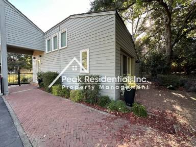 Main picture of 4740 Sun Run Ln