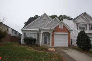 Main picture of 305 Durston Loop