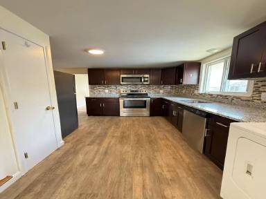 Main picture of 40 Keenan St
