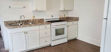 Main picture of 1380 Pondview Ave
