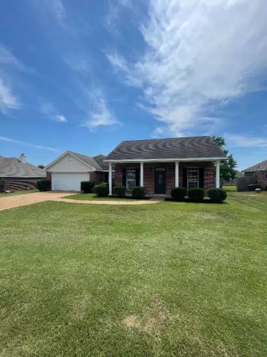 Main picture of 129 Beechwood Cir