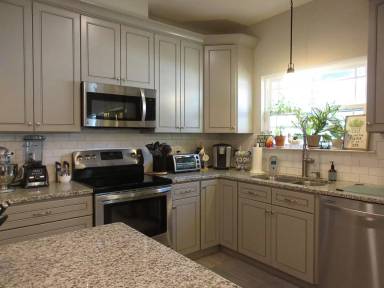 Main picture of 202 Spencer Pl