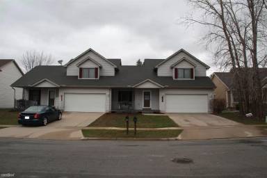 Main picture of 6111 Summerset Dr
