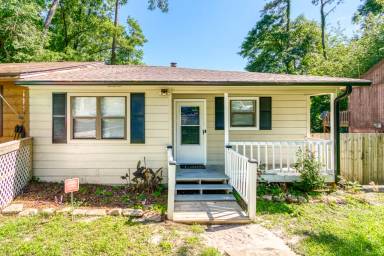 Main picture of 2597 Panther Creek Rd