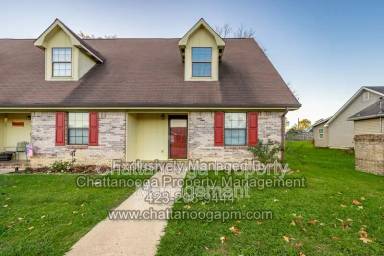 Main picture of 61 Cedar Tree Ln
