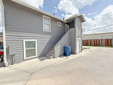 Main picture of 232 Cornell Ave