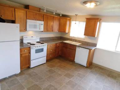 Main picture of 5236 Main St