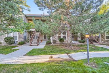 Main picture of 4015 S Dillon Way